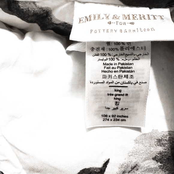 Pottery Barn Teen Emily & Meritt Bed of Roses Comforter - Picture 6 of 6